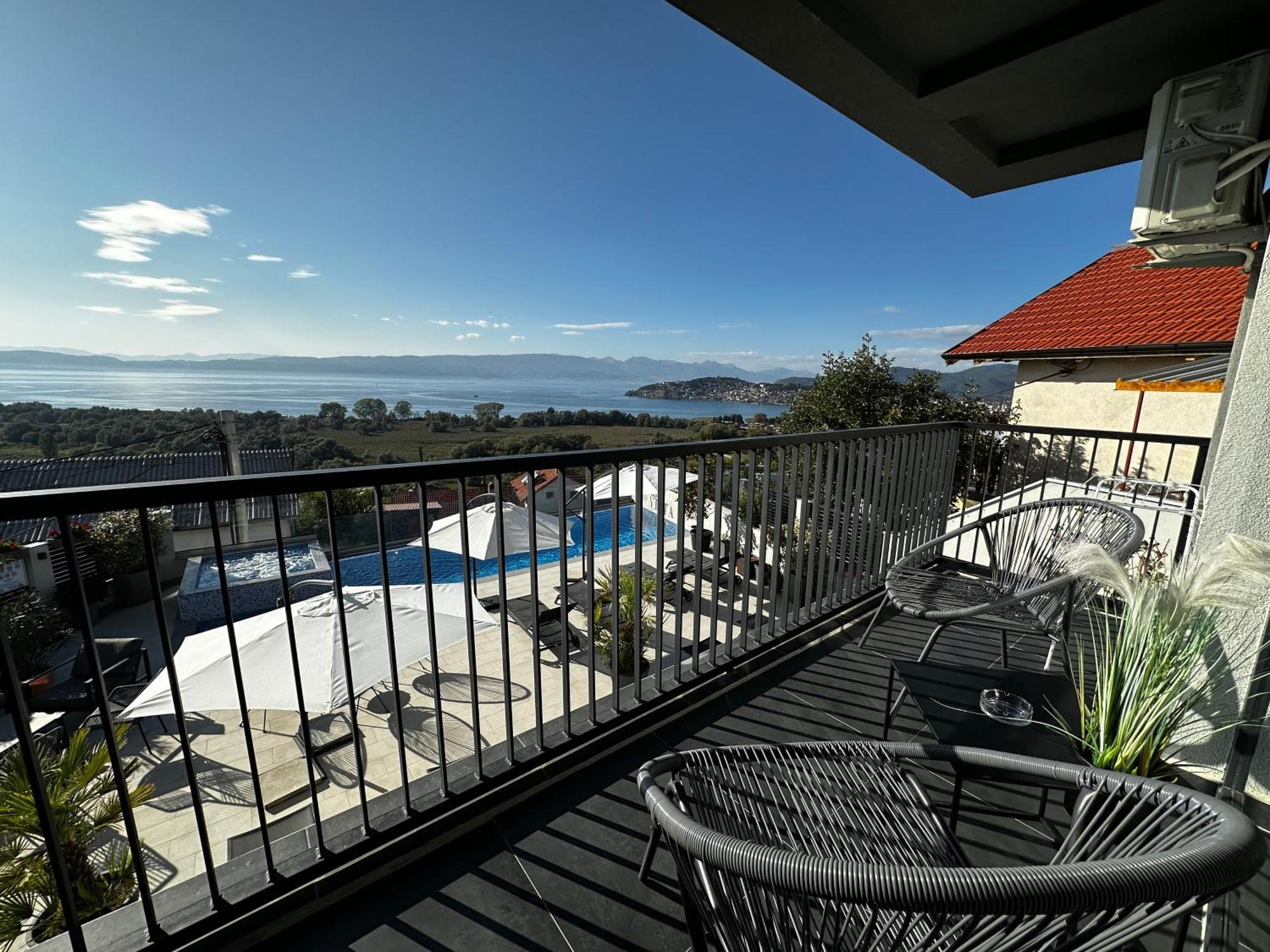 La Vista Luxury Villa Ohrid Exteriör bild